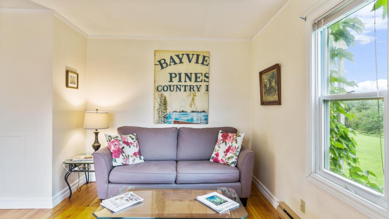 Bayview Pines Country Inn B&B Mahone Bay Bagian luar foto