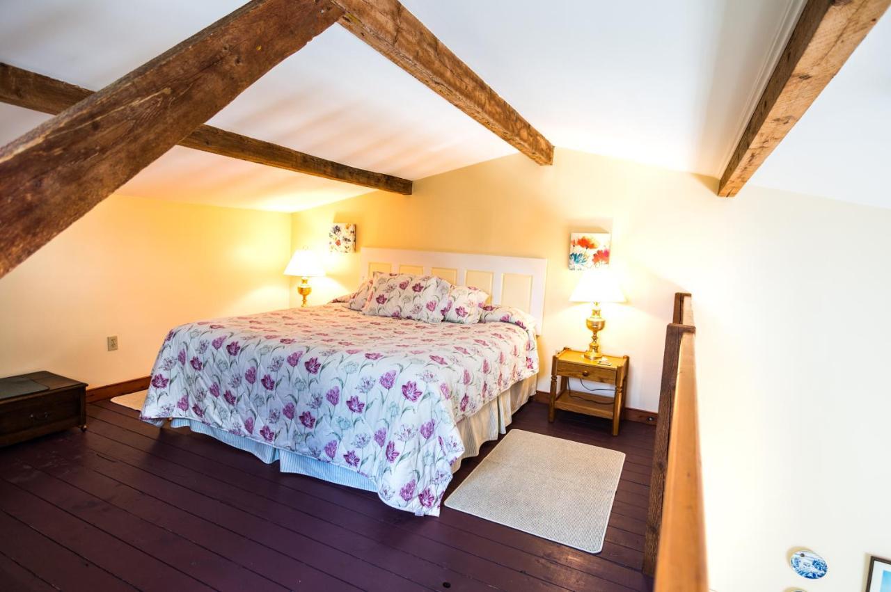 Bayview Pines Country Inn B&B Mahone Bay Bagian luar foto